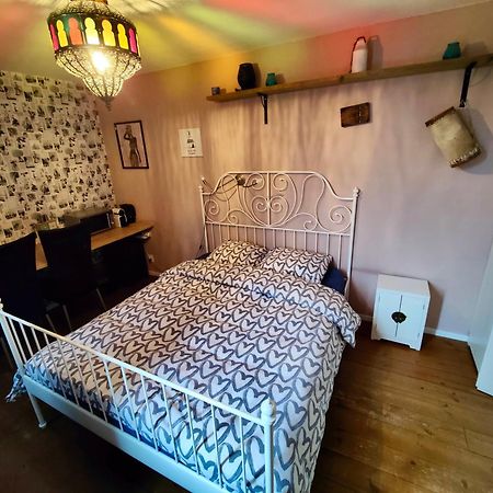 Silver Moon Bed & Breakfast Voorschoten Exterior photo